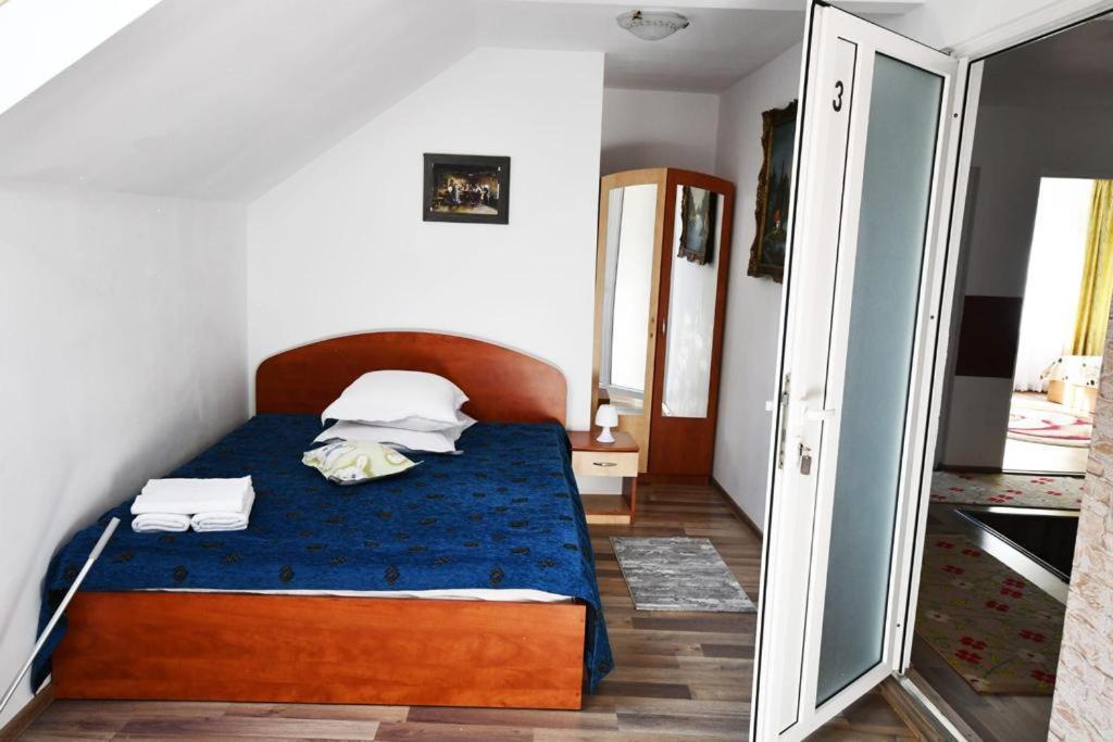 Casa Stefanut Hotel Moeciu De Sus Bagian luar foto