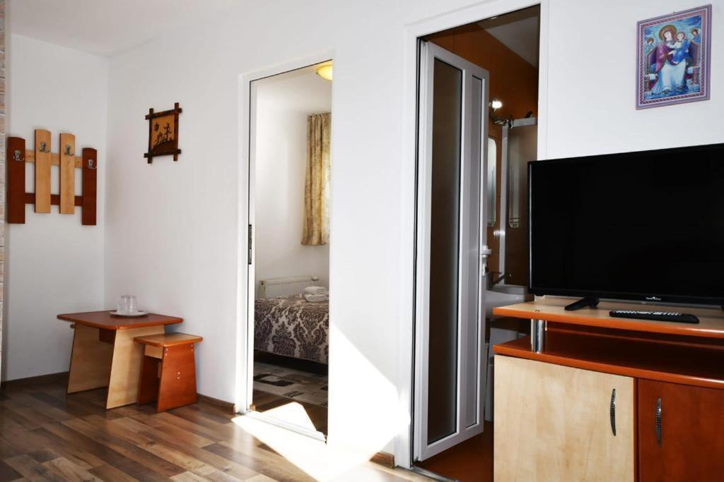 Casa Stefanut Hotel Moeciu De Sus Bagian luar foto